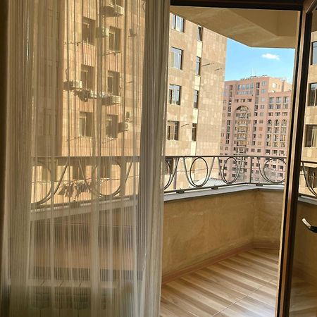 Arami Apartment เยเรวาน ภายนอก รูปภาพ