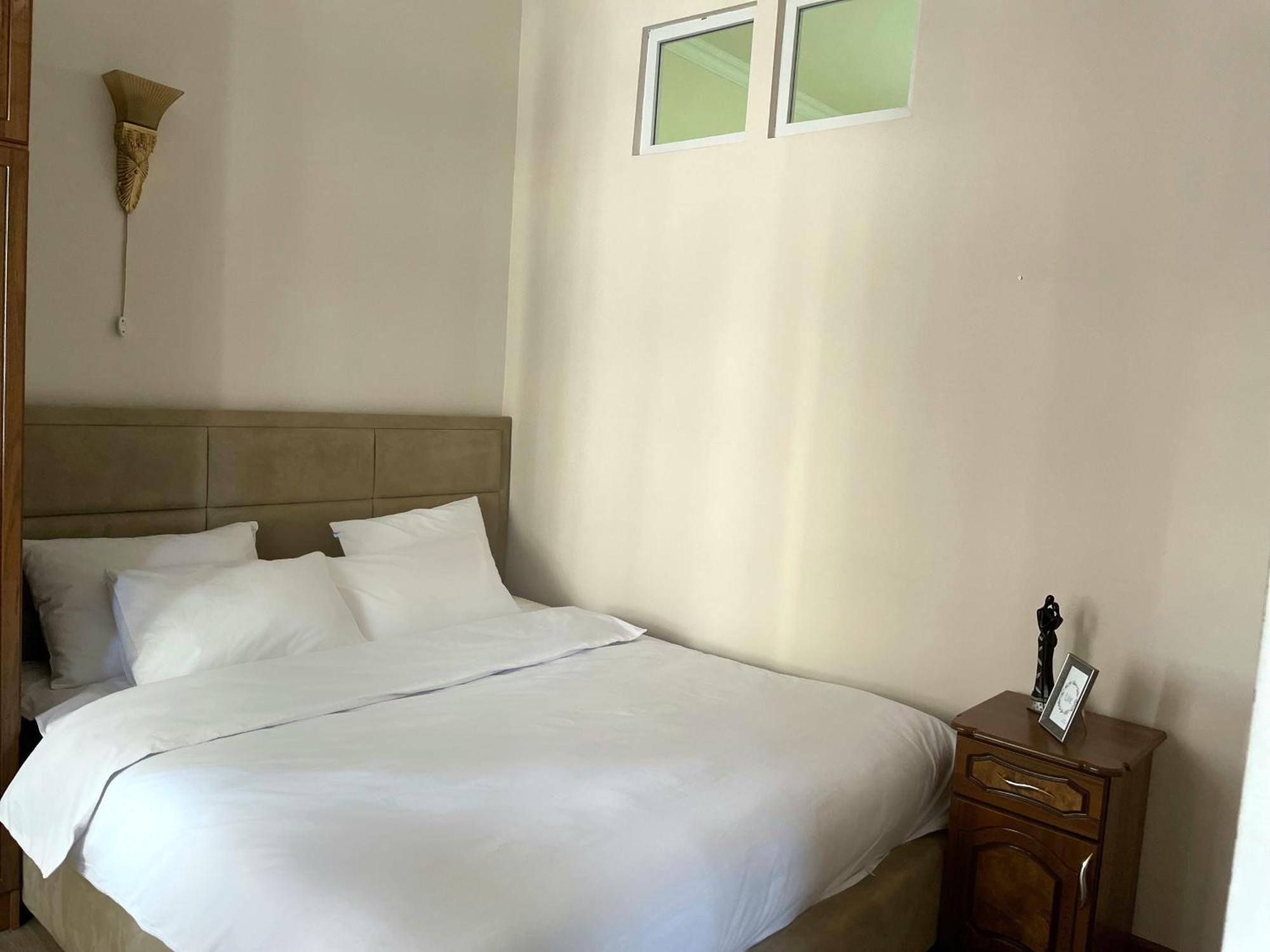 Arami Apartment เยเรวาน ภายนอก รูปภาพ