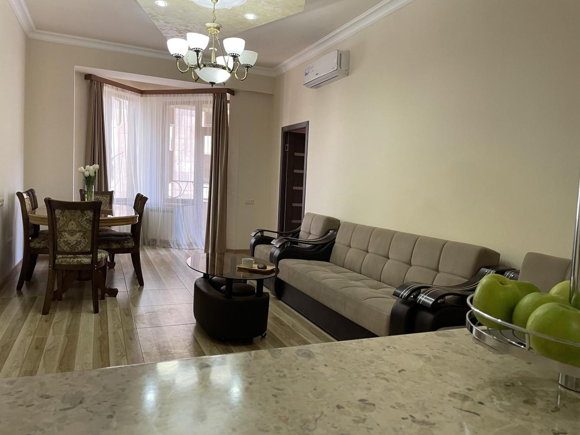 Arami Apartment เยเรวาน ภายนอก รูปภาพ